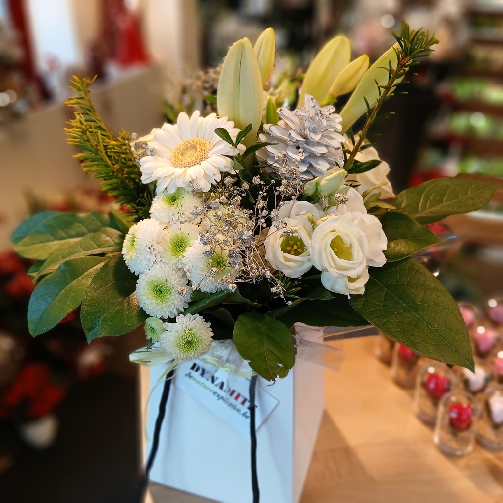 La fleur est dans le sac (blanc)