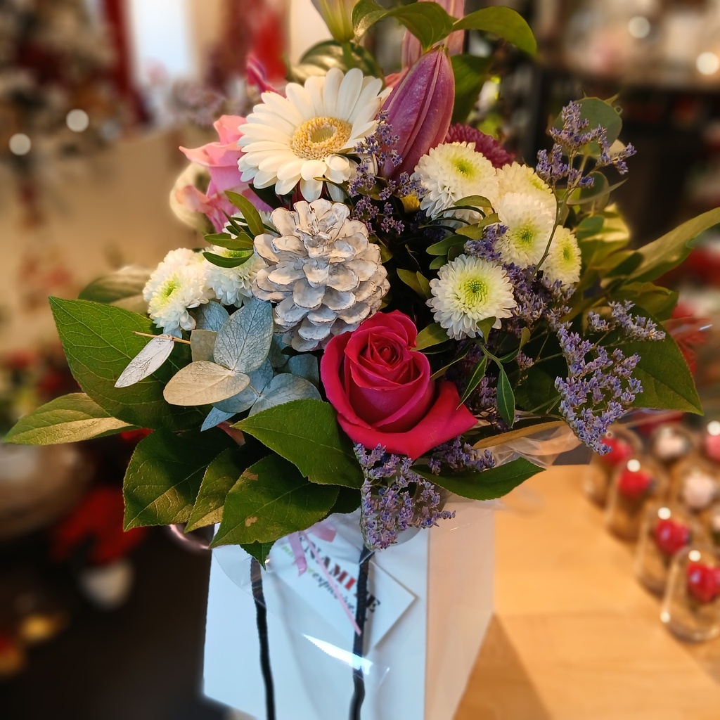 La fleur est dans le sac (rose)